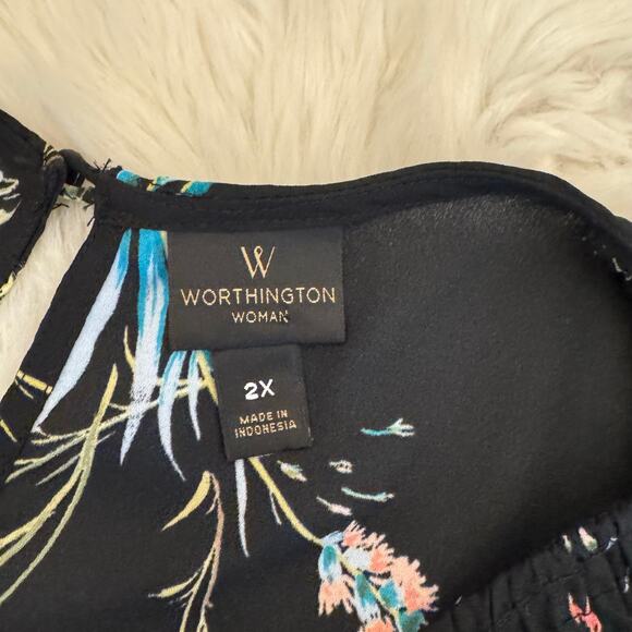 Worthington Black Floral Chiffon Textured Smocked Blouse 2X - Picture 3 of 8